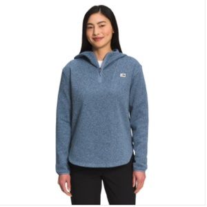 The North Face Women's Crescent 1/4 Zip NWT sz Small